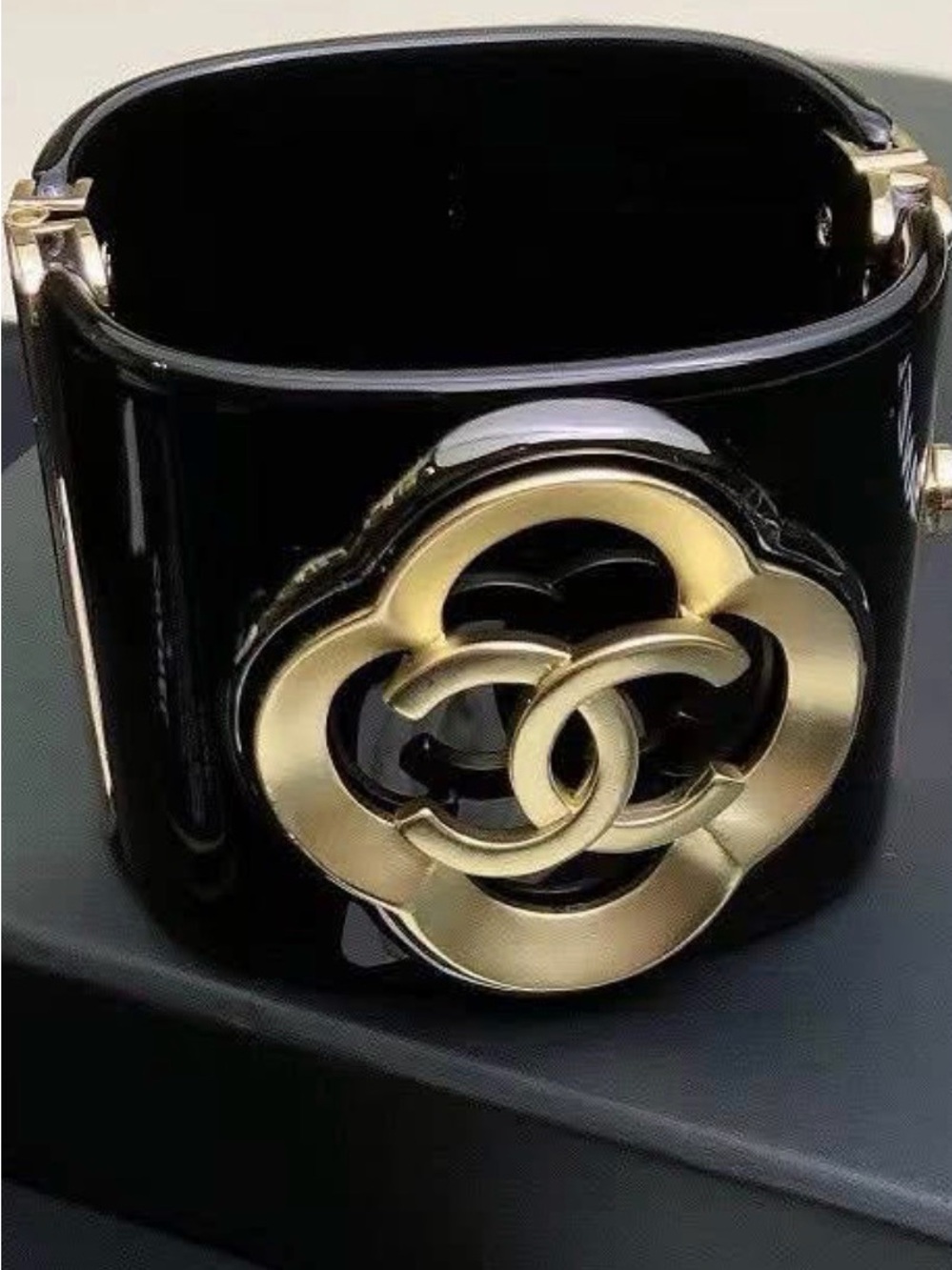 ⭐️🖤   CC Cuff   🖤⭐️